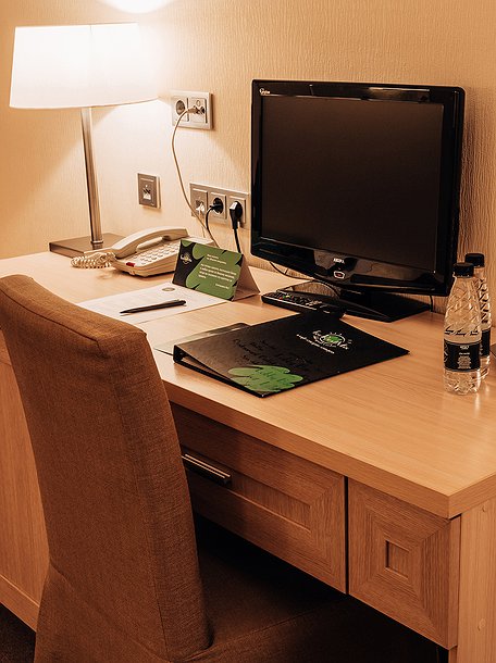 room photo
