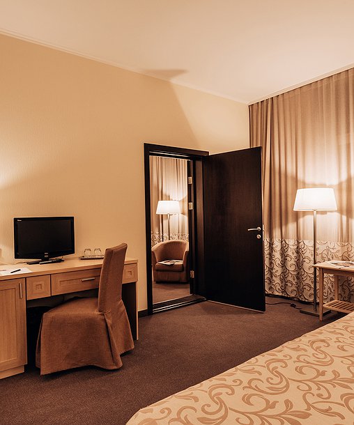 room photo