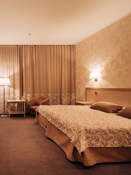room photo