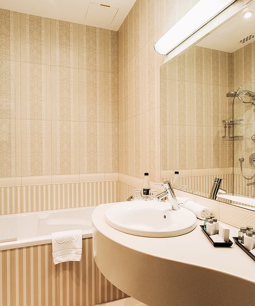luxe room photo