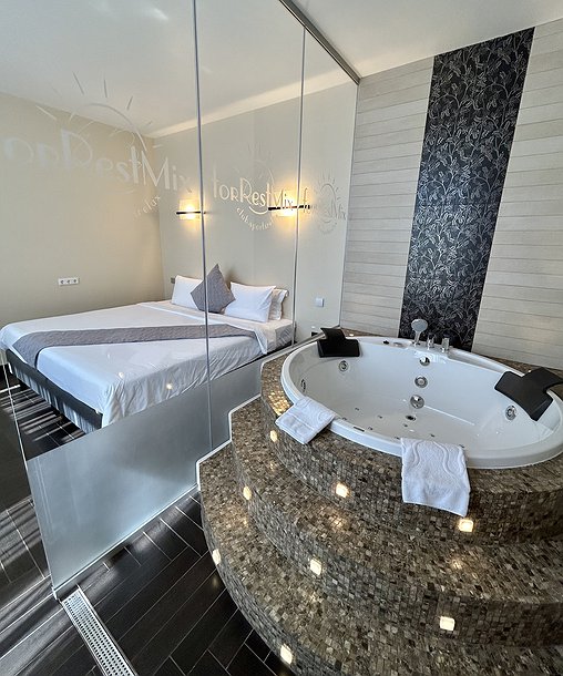 luxe room photo
